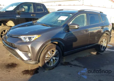 2017 Toyota Rav4 Xle из США, поврежденный, VIN JTMRFREV7HJ715975